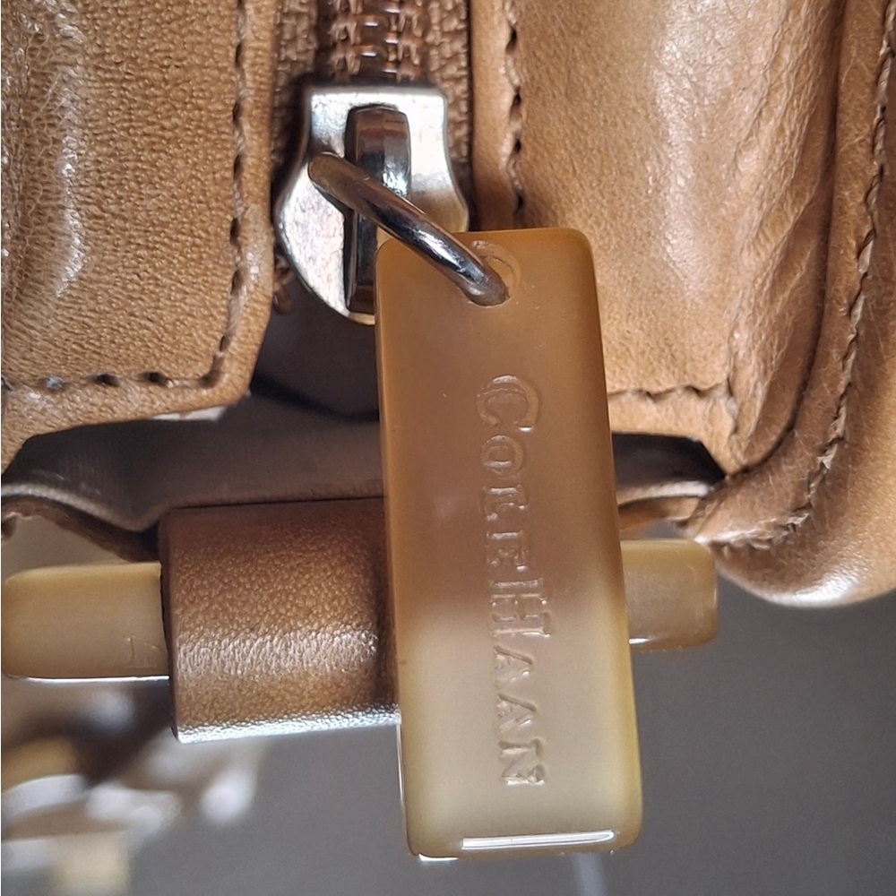 Cole Haan Tan Leather Women's Shoulder Bag Vintage - Picture 15 of 16